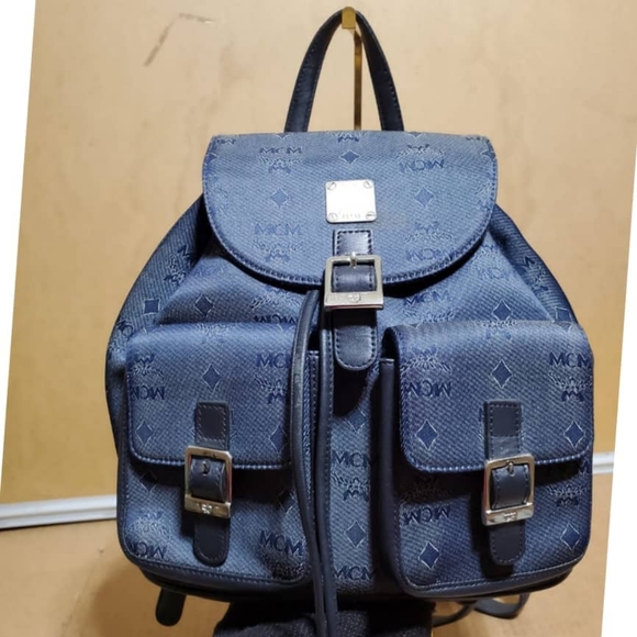 Authentic Mcm visetos Canvas/Leather Backpack - Picture 7 of 10